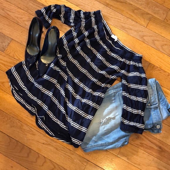 beachlunchlounge Tops - 5 for $25 SALE 🛍 Navy & Cream Stripe Top